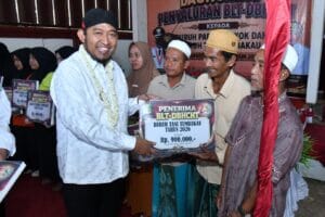 Bupati Sumenep: BLT-DBHCHT Bentuk Kepedulian pada Buruh Tembakau 