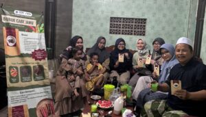 Tim ITB Pantau Pengembangan Cabe Jamu untuk Pertanian Ekologis Desa Bangkes